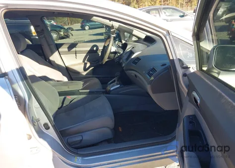 2006 Honda Civic Lx z USA, uszkodzony, nr VIN 1HGFA16566L143866